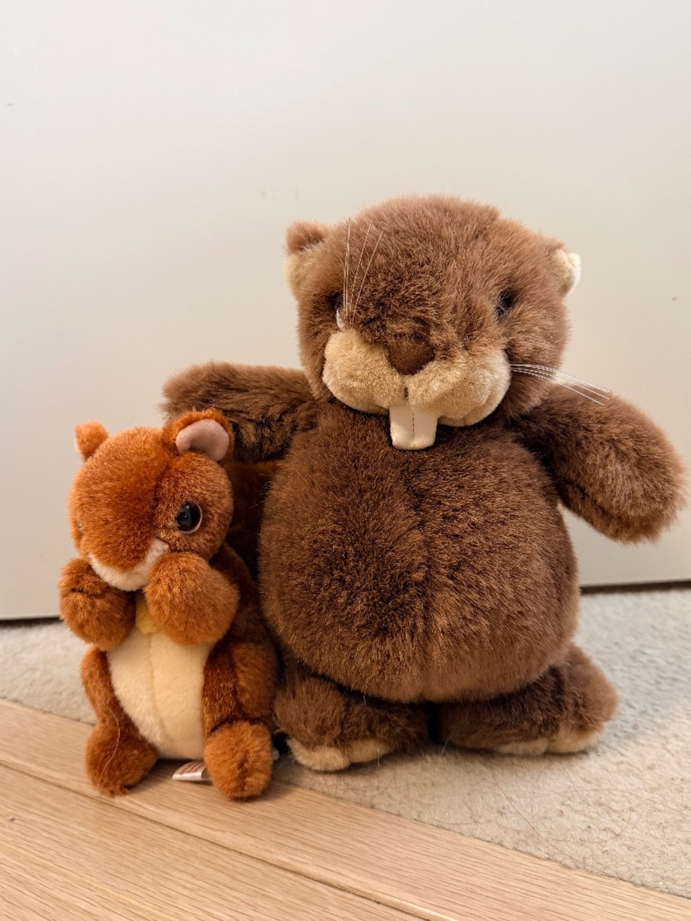 Beaver & Squirrel Plush Set – Mom & Baby Woodland Animal Stuffed Toys